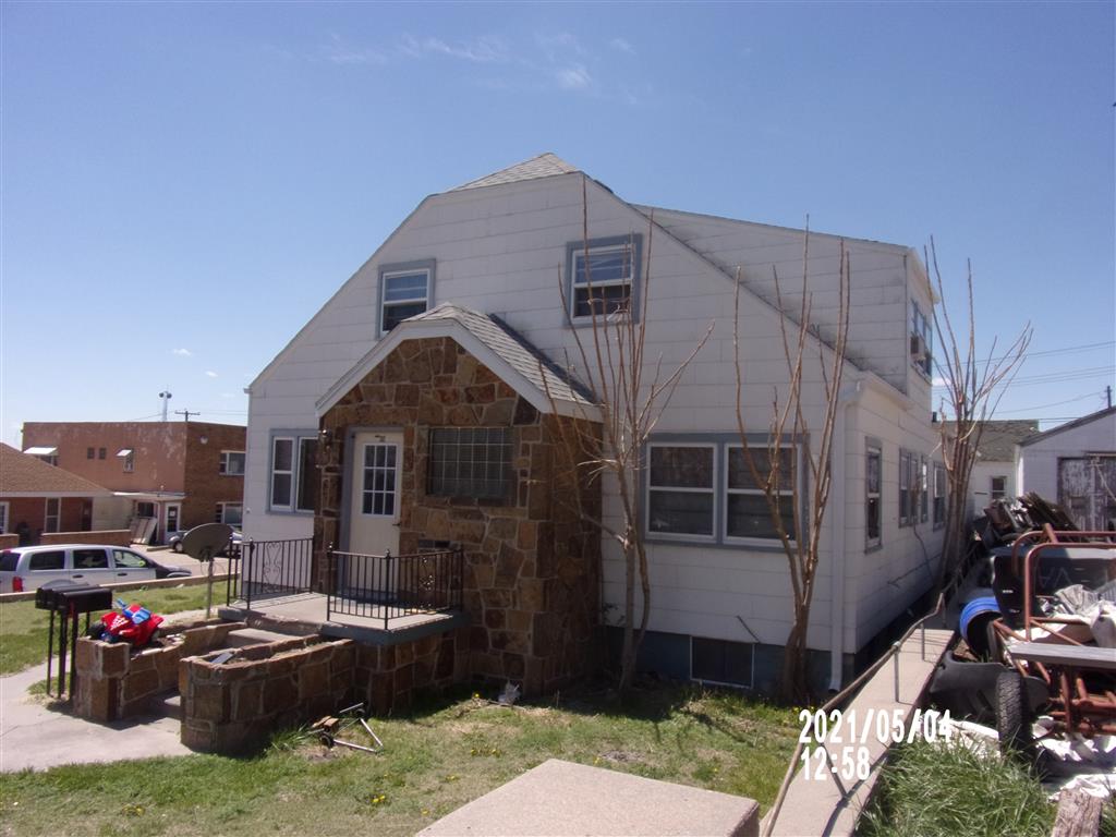302 East 2nd Street, #2
